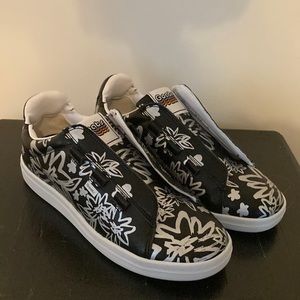 GOATS Leather Upper Sneakers Black Silver Flowers Nature Tex 7.5 US/ 37.5 EU NWT